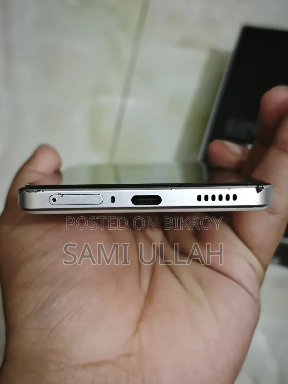 iQOO 256 GB White