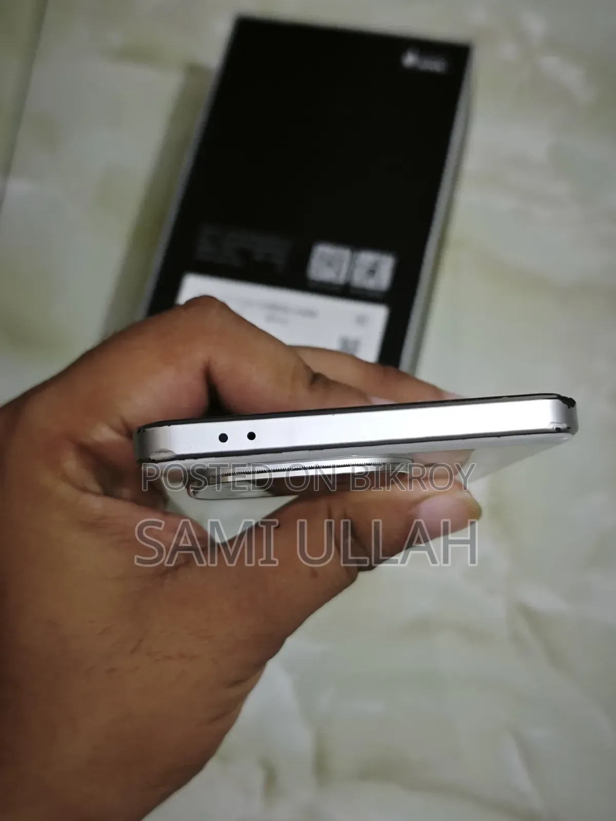 iQOO 256 GB White