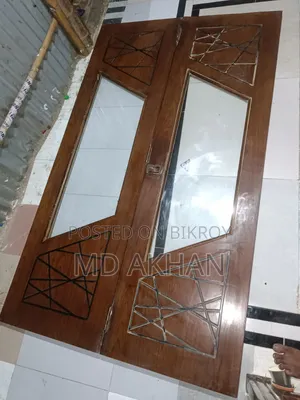 Double door lacquer polished