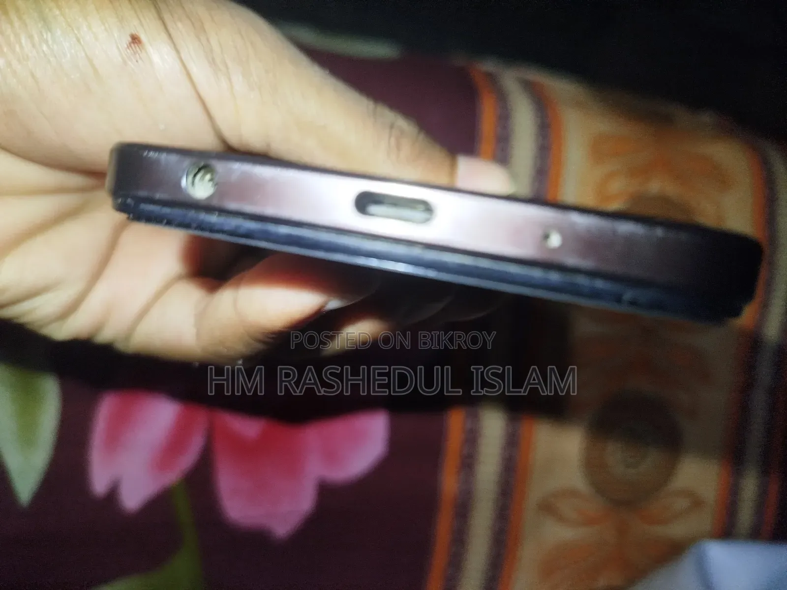 Vivo Y18 ১২৮ জিবি ব্ল্যাক