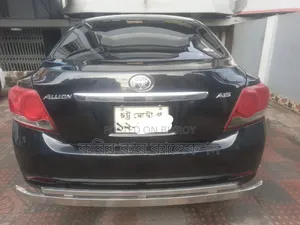টয়োটা অ্যালিয়ন ২০১০ কালো