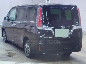 New Toyota Noah 2018 Black