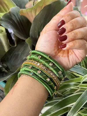 Handmade Reshmi Shutar Churi
