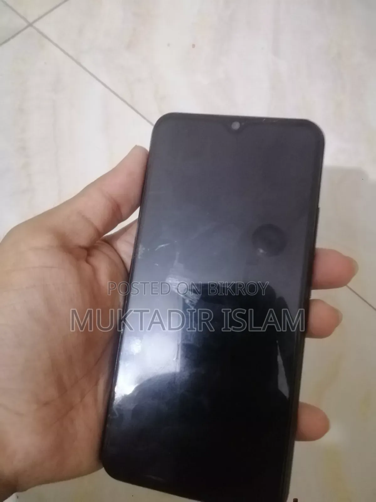 Vivo Y17 128 GB Bronze