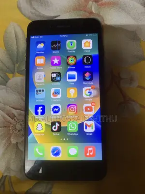 Apple iPhone 8 Plus 64 GB Black