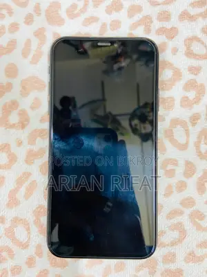 Apple iPhone XR 64 GB Black