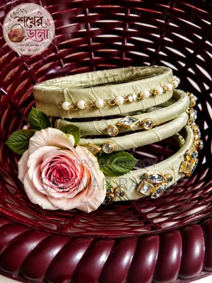 Handmade Kundan Bangles
