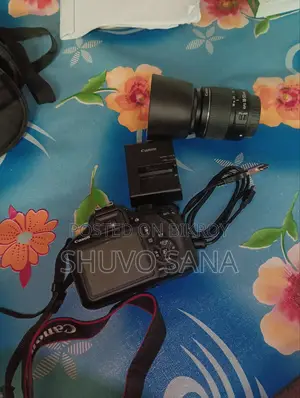 DSLR Camera