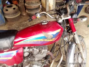 Honda CG110 2010 Red
