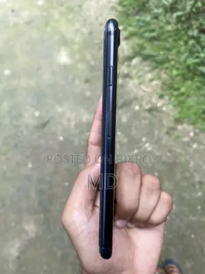 Apple iPhone 7 32 GB Black