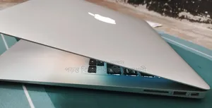 ল্যাপটপ অ্যাপল ম্যাকবুক এয়ার ২০১৭ ৮জিবি ইন্টেল কোর আই৭ এসএসডি ২৫৬জিবি