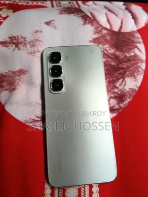 Infinix Hot 60i 128 GB Silver