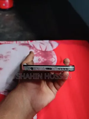 ইনফিনিক্স হট ৬০আই ১২৮ জিবি সিলভার