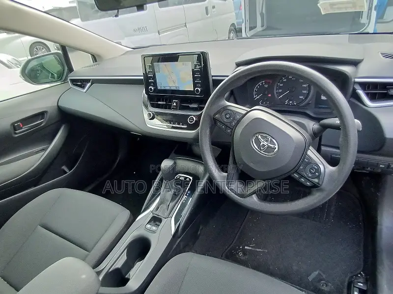 Toyota Corolla 2021 White