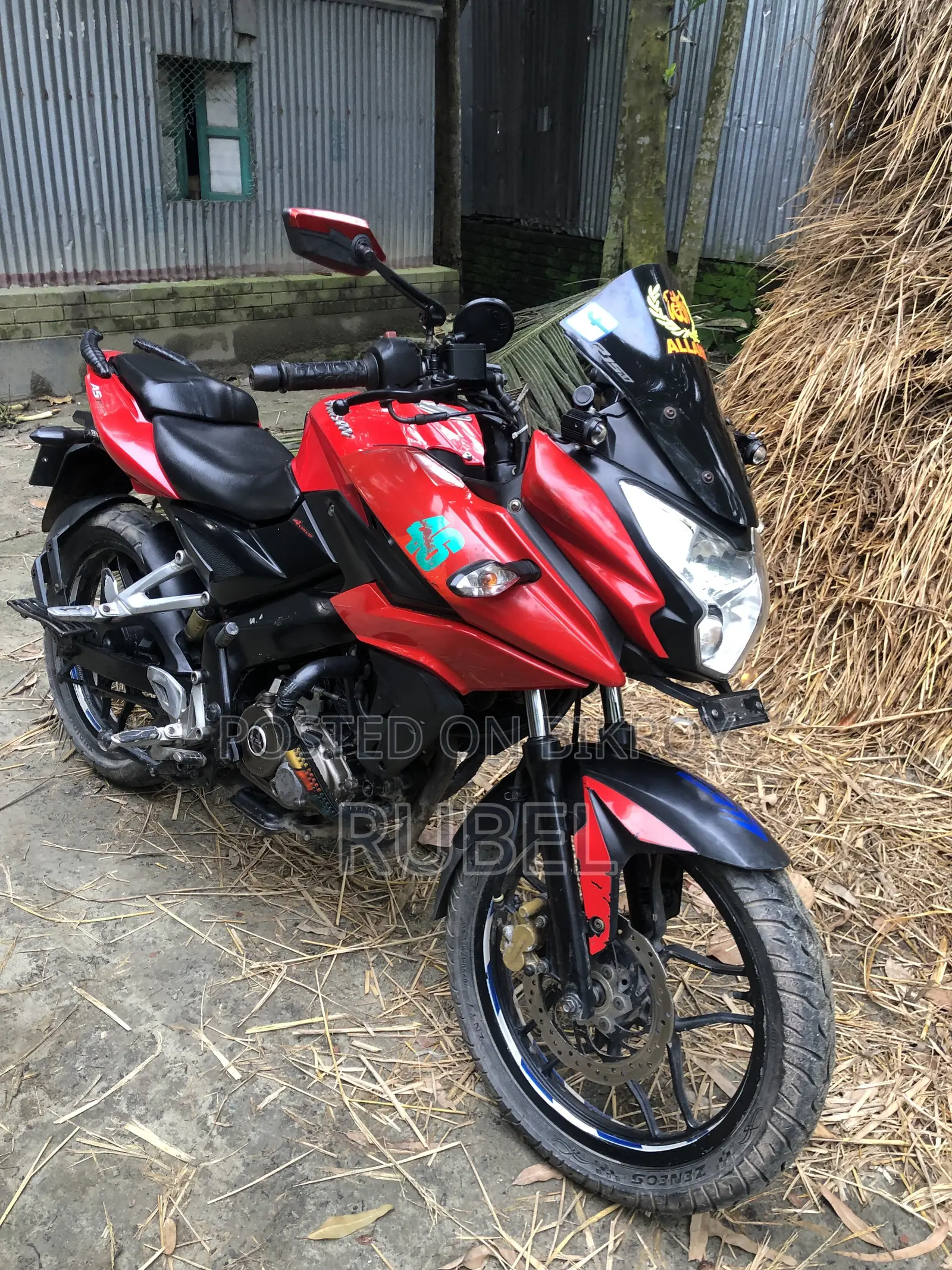 Bajaj Pulsar 150 2015 Red