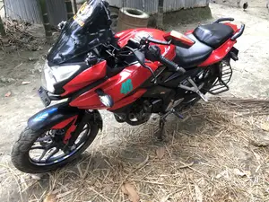 Bajaj Pulsar 150 2015 Red