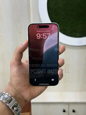 Apple iPhone 16 128 GB White