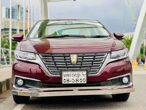 টয়োটা প্রিমিও ২০১৬ মেরুন
