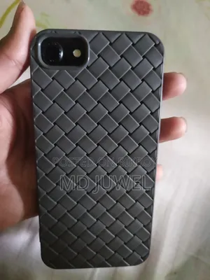 অ্যাপল আইফোন ৭ ১২৮ জিবি ব্ল্যাক