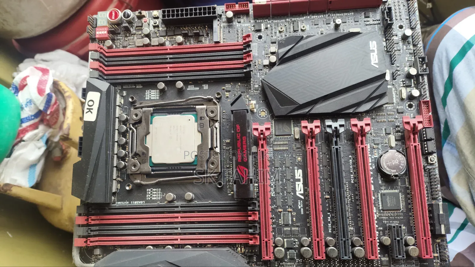 Motherboard "Asus Rog Rampage v Extreme" With Cpu "Intel"