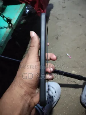 নতুন টেকনো স্পার্ক ৪০ ১২৮ জিবি ব্ল্যাক