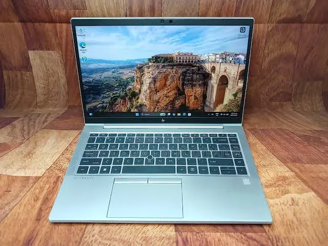 Laptop HP EliteBook 840 G8 16GB Intel Core I5 SSD 512GB