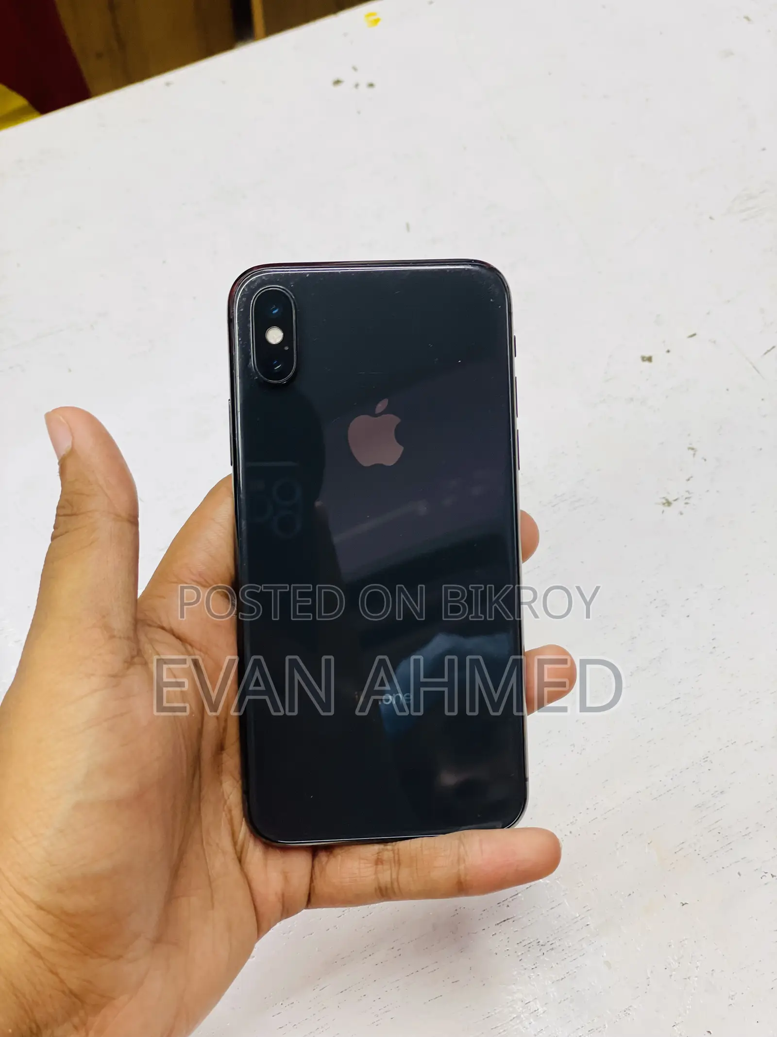 Apple iPhone X 64 GB Black