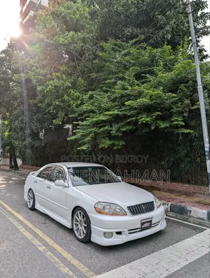 টয়োটা মার্ক ২ ২০০১ পার্ল