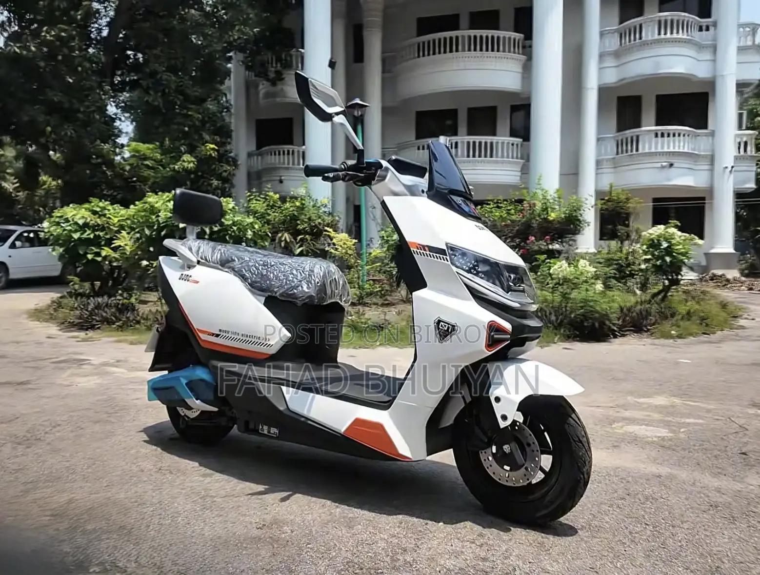 নতুন মোটরসাইকেল ২০২৬ সাদা