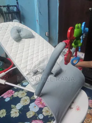 বেবি বাউন্সার