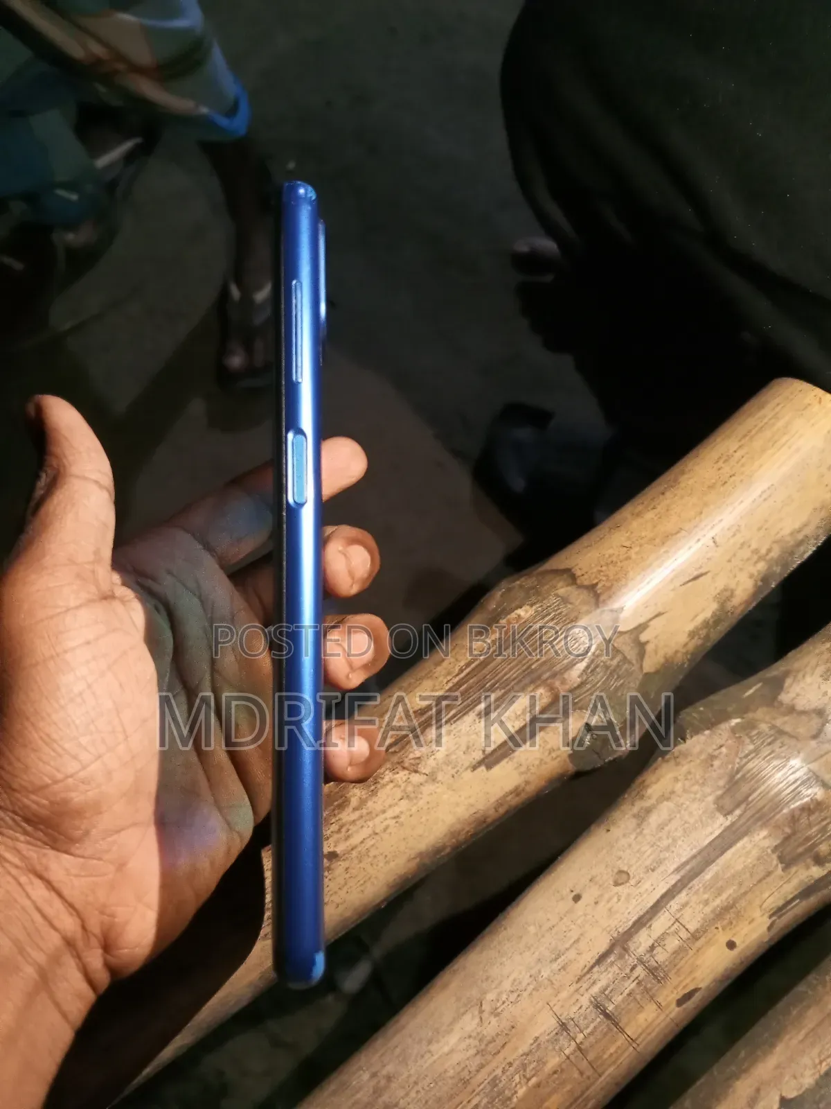 স্যামসাং গ্যালাক্সি এ১২ ৬৪ জিবি ব্লু