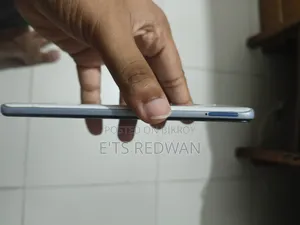 Samsung Galaxy A30 64 GB White