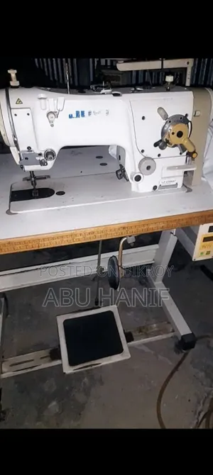 Sewing machine for sale