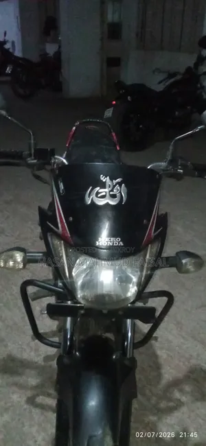 হিরো গ্ল্যামার ২০১০ রেড