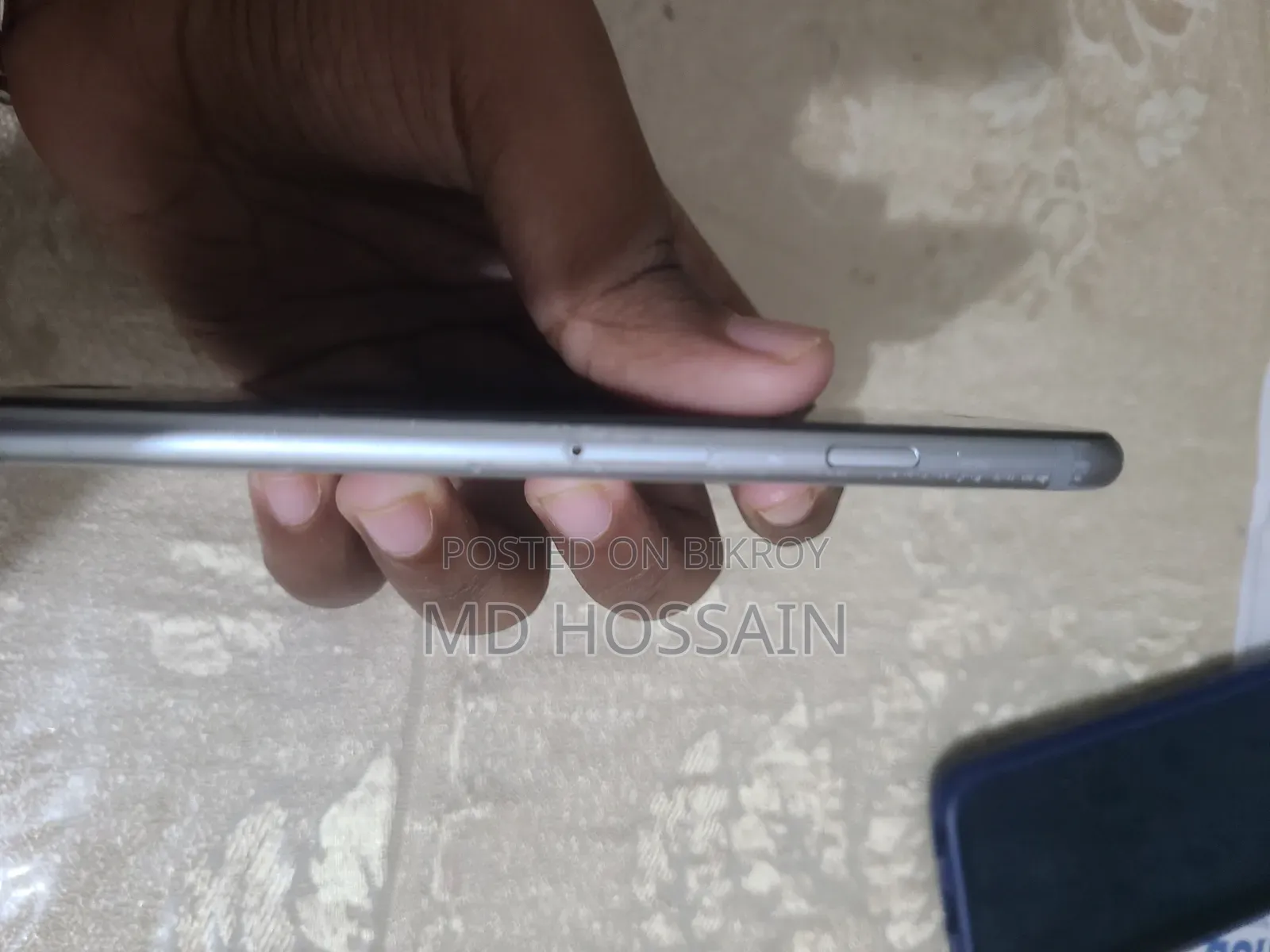অ্যাপল আইফোন ৬এস ৬৪ জিবি হোয়াইট