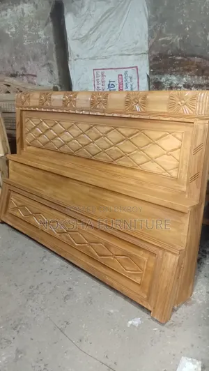পাইকারি ও খুচরা একই দামে খাট বিক্রয় করা হচ্ছে