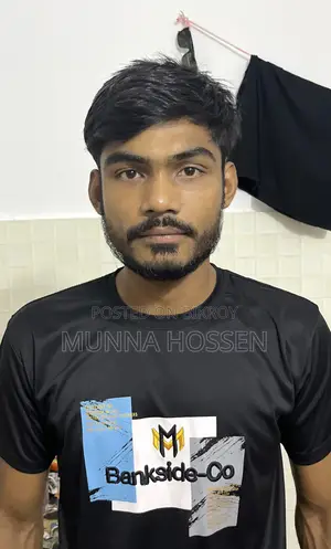 চাকরির প্রয়োজন ভাড়ি গাড়ি চালাতে পারি।