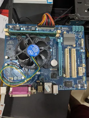 Desktop Computer 4GB Intel Core I3 HDD+SSD 1T