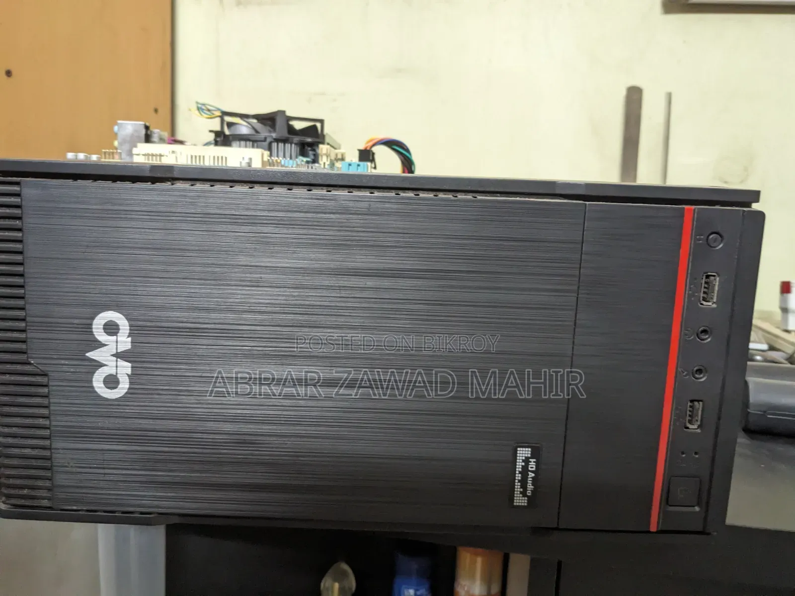 Desktop Computer 4GB Intel Core I3 HDD+SSD 1T