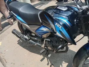 TVS Stryker 125 2025 Black