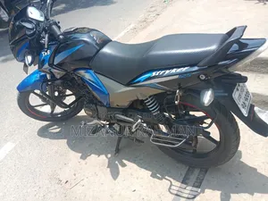 TVS Stryker 125 2025 Black