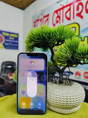 Apple iPhone 13 128 GB White