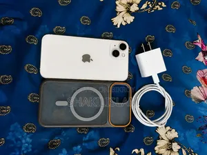 Apple iPhone 13 128 GB White