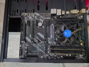 Desktop Computer Gigabyte GB-XM14-1037 8GB Intel Core I5 SSHD+SSD 256GB