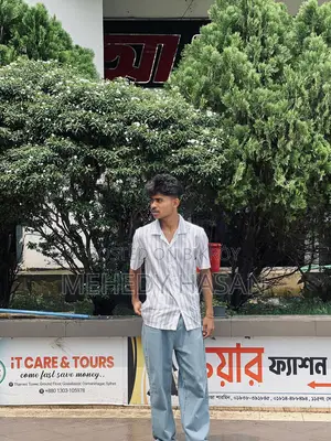 ফেসবুক পেজে মডারেটরের কাজ