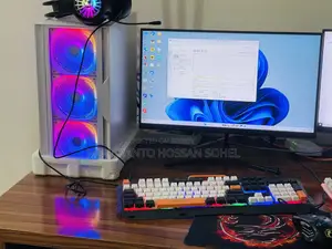 Desktop Computer 8GB AMD Ryzen 5 SSD 512GB