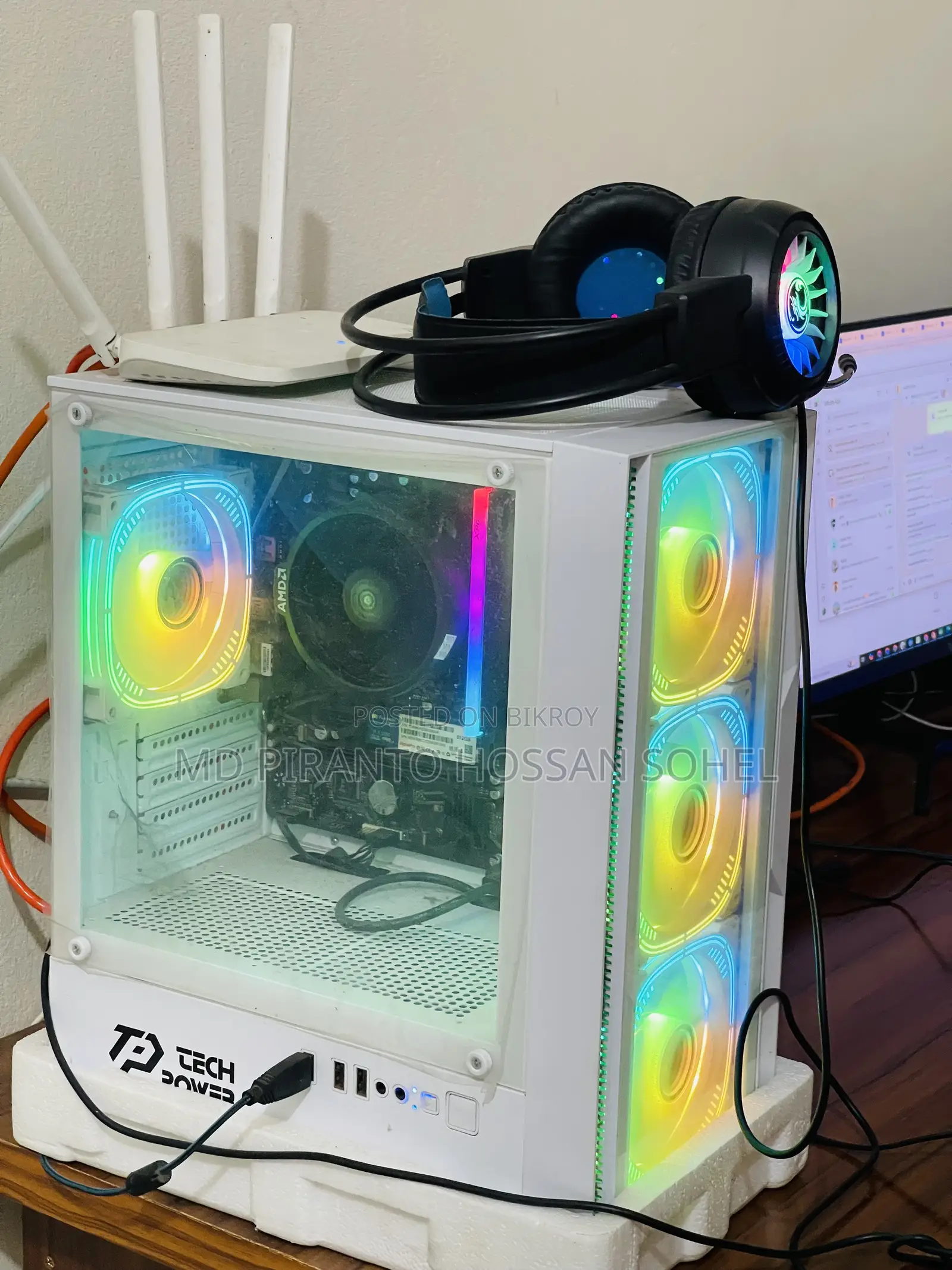Desktop Computer 8GB AMD Ryzen 5 SSD 512GB