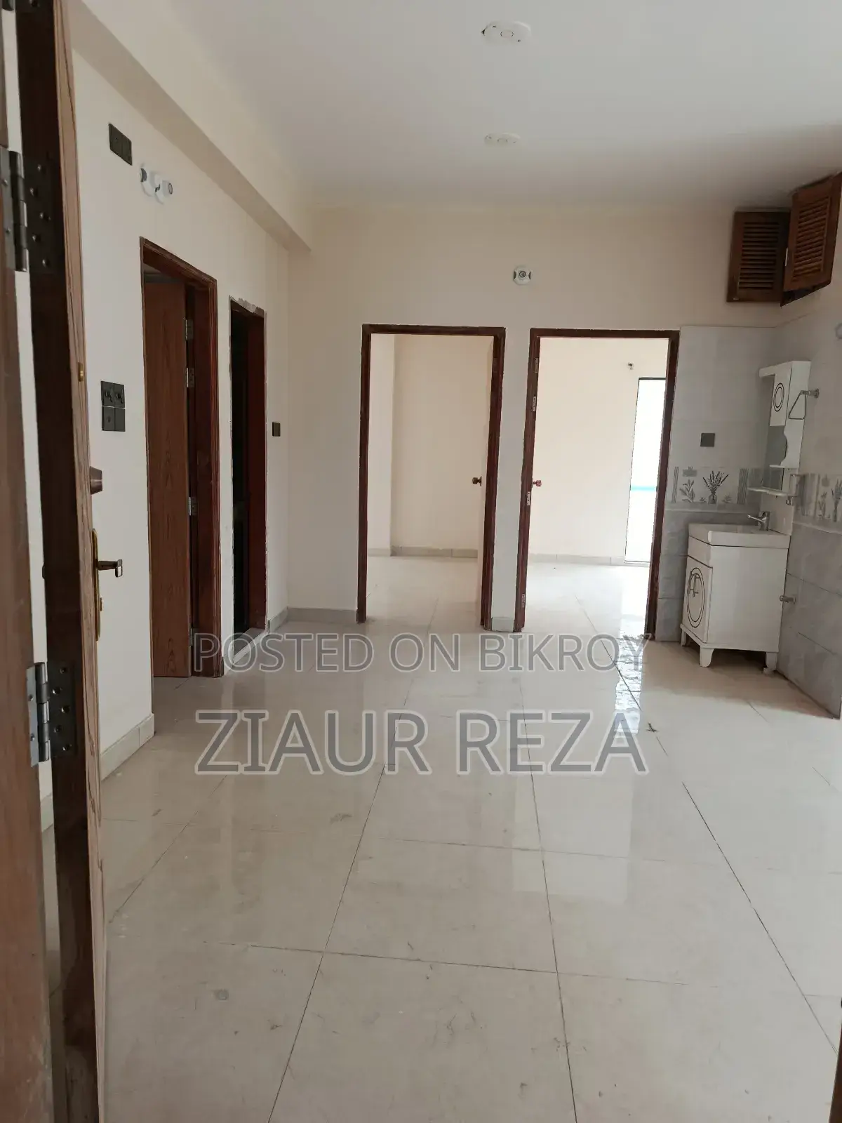 3-Bedroom Apartment in Aftab Nagar for Rent