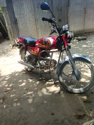 Honda 2002 Red