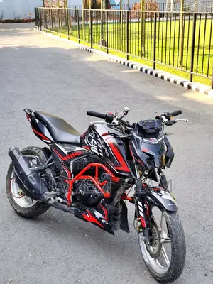 TVS Apache RTR 160 4V 2022 Black